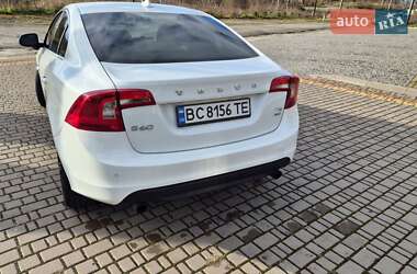 Седан Volvo S60 2013 в Львове