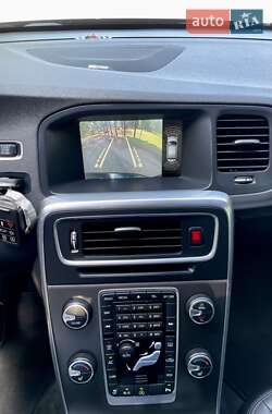 Седан Volvo S60 2014 в 