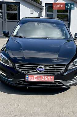 Седан Volvo S60 2014 в 
