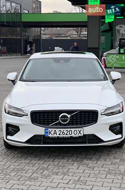 Седан Volvo S60 2020 в Києві