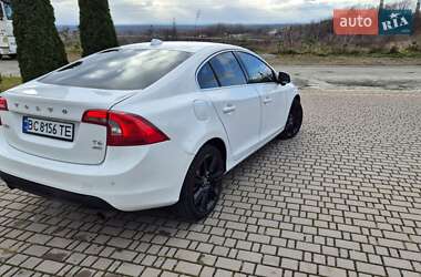 Седан Volvo S60 2013 в Львові