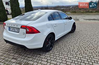 Седан Volvo S60 2013 в Львові