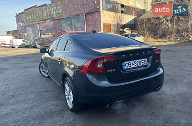 Седан Volvo S60 2013 в Ніжині