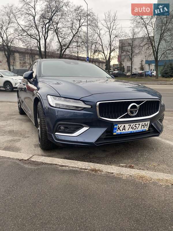 Седан Volvo S60 2019 в Києві