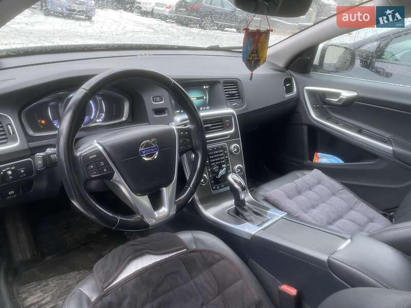 Седан Volvo S60 2014 в Львові фото 27 Седан Volvo S60 2014 в Львові