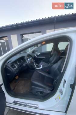 Седан Volvo S60 2014 в 