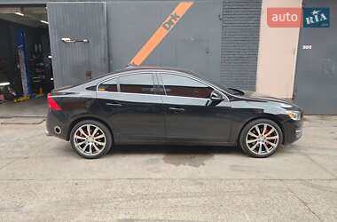 Седан Volvo S60 2014 в Києві