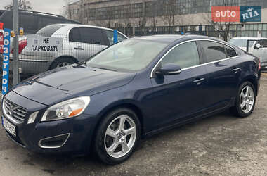 Седан Volvo S60 2012 в Києві