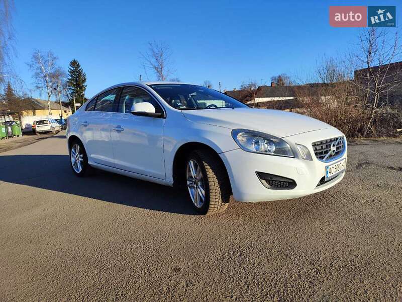 Седан Volvo S60 2012 в Ковеле