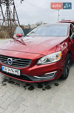 Седан Volvo S60 2016 в Киеве