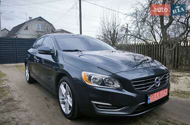 Седан Volvo S60 2014 в Житомире