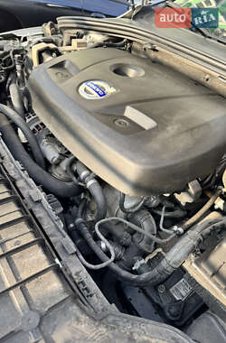 Седан Volvo S60 2014 в 