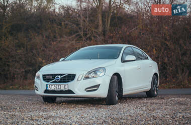 Седан Volvo S60 2011 в Ивано-Франковске