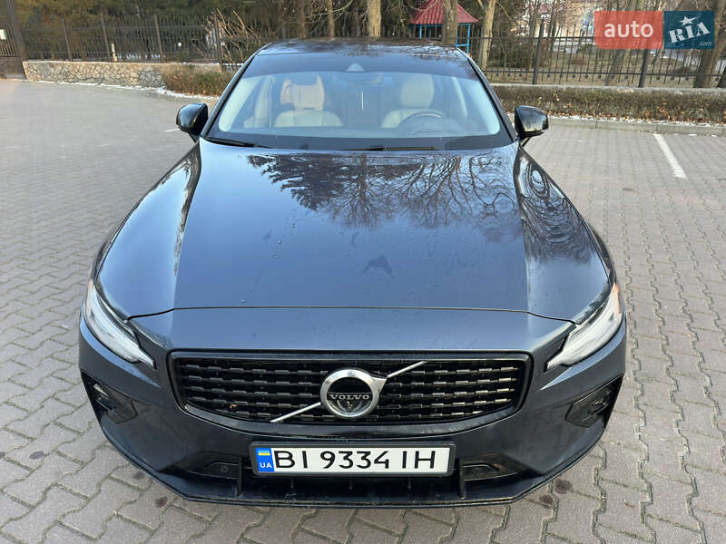 Седан Volvo S60 2021 в Полтаве