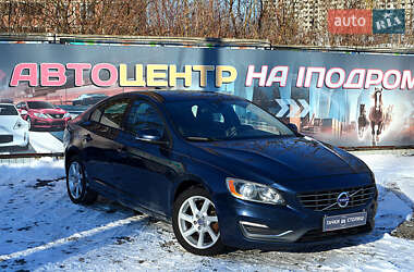 Седан Volvo S60 2014 в Киеве