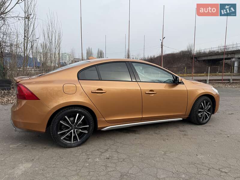 Седан Volvo S60 2013 в Киеве фото 4 Седан Volvo S60 2013 в Киеве