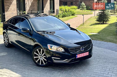 Седан Volvo S60 2016 в 