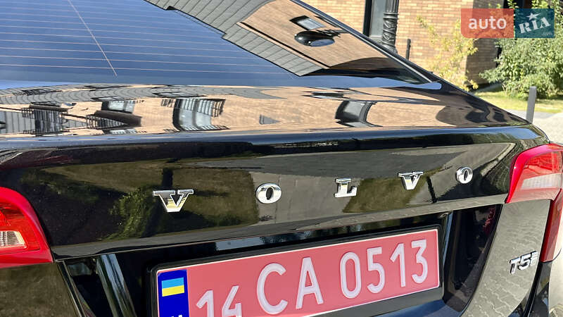 Седан Volvo S60 2016 в Ивано-Франковске