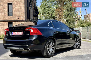 Седан Volvo S60 2016 в 