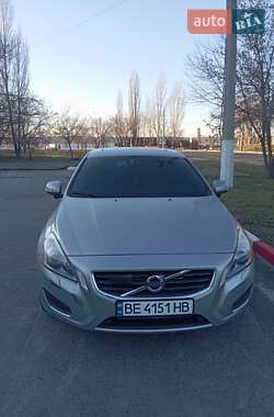 Седан Volvo S60 2013 в Миколаєві