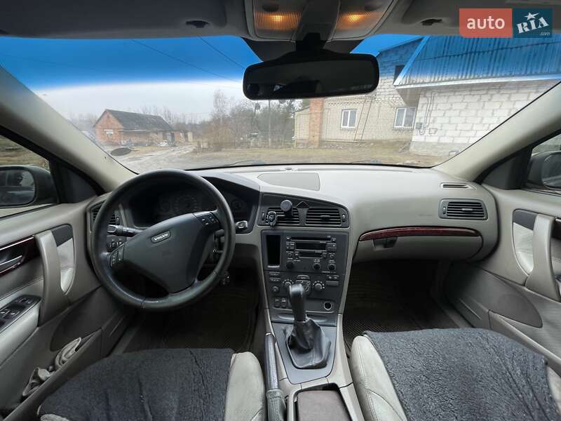 Седан Volvo S60 2002 в Луцке