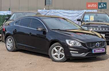 Седан Volvo S60 2015 в Києві