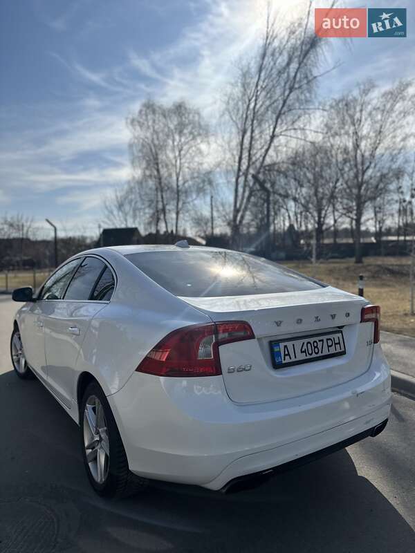 Седан Volvo S60 2013 в Білій Церкві
