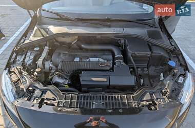 Седан Volvo S60 2013 в 