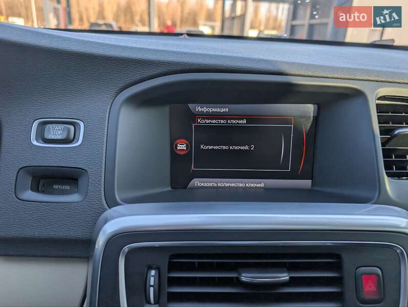 Седан Volvo S60 2013 в Умані