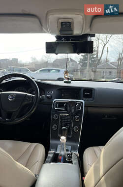 Седан Volvo S60 2011 в 