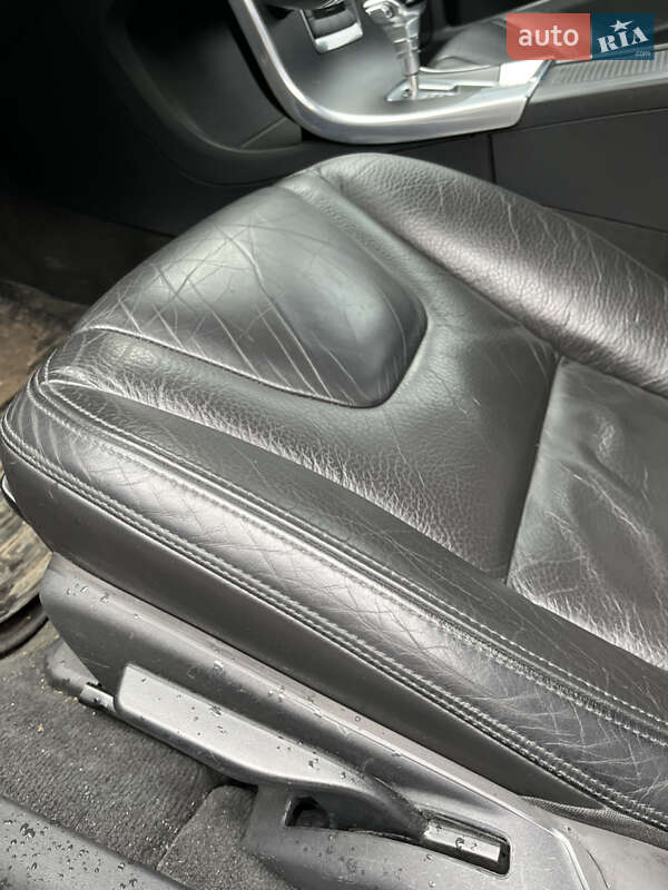 Седан Volvo S60 2011 в Ивано-Франковске