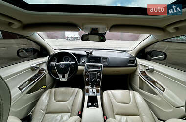 Седан Volvo S60 2010 в 
