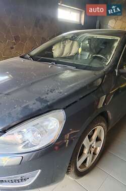 Седан Volvo S60 2011 в 