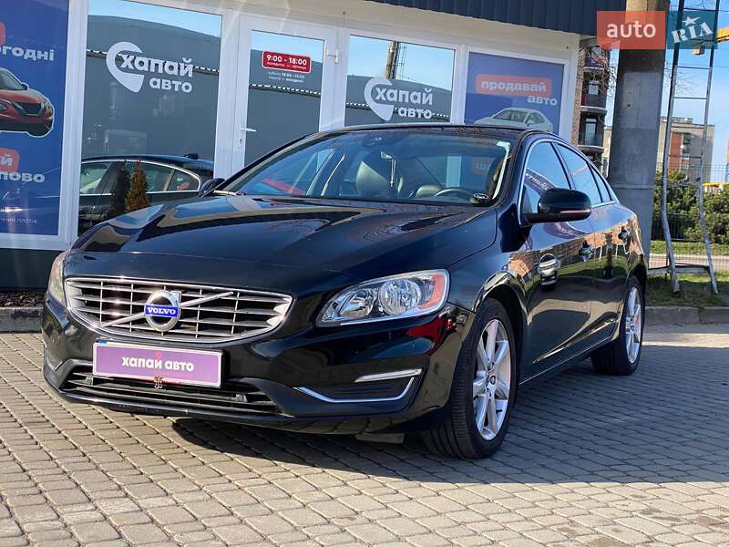 Седан Volvo S60 2016 в Львове