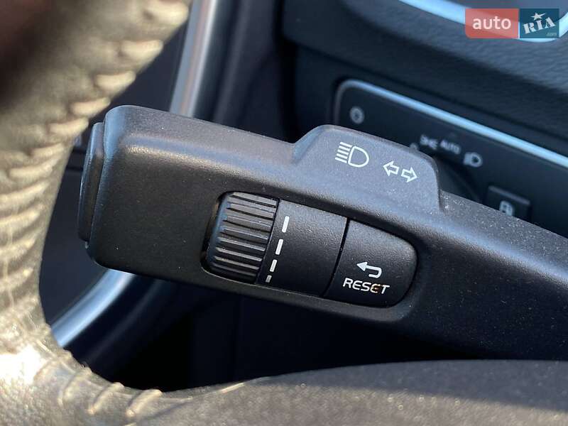 Седан Volvo S60 2016 в Львове