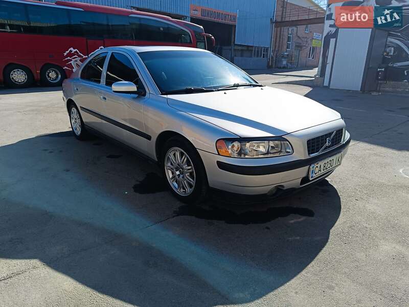 Седан Volvo S60 2001 в 
