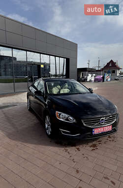 Седан Volvo S60 2016 в 