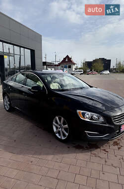 Седан Volvo S60 2016 в 