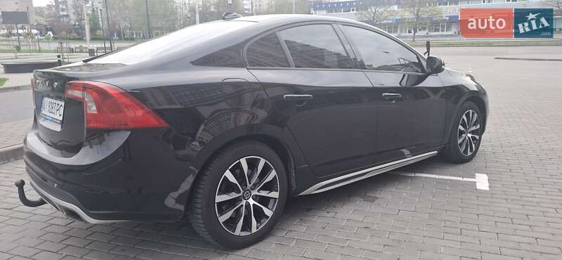Седан Volvo S60 2017 в Киеве
