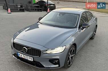 Седан Volvo S60 2023 в 