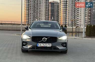 Седан Volvo S60 2023 в 