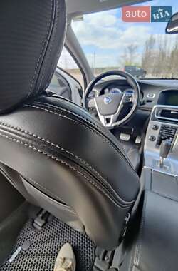 Седан Volvo S60 2011 в 