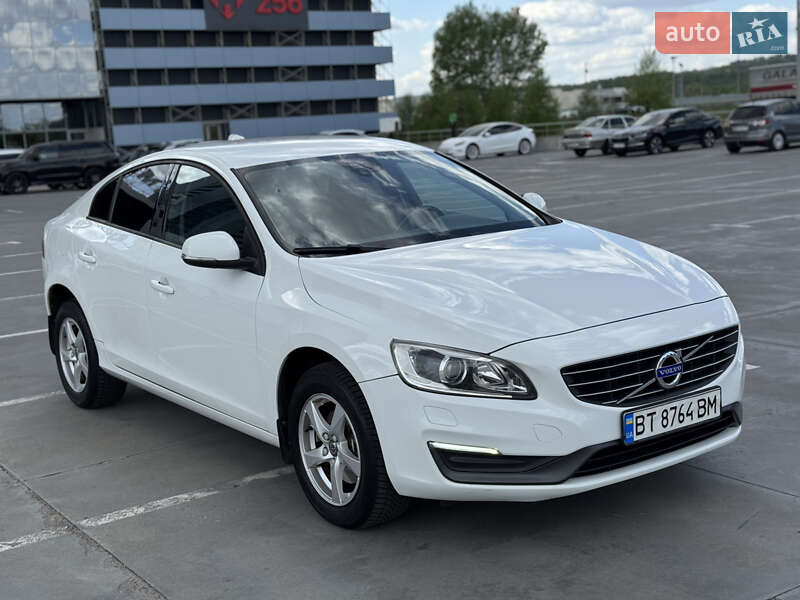 Volvo S60 2015