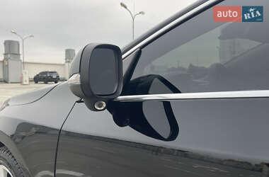 Седан Volvo S60 2012 в 