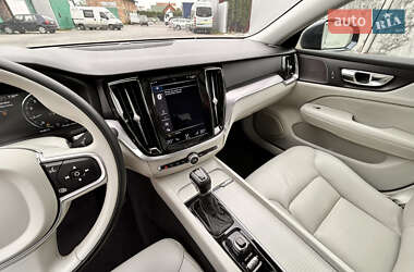 Седан Volvo S60 2019 в 