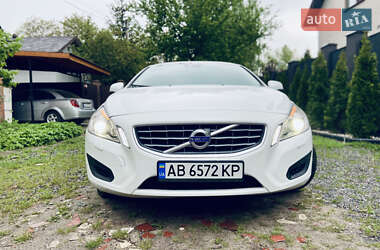 Седан Volvo S60 2011 в 
