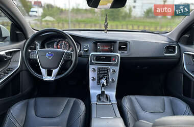 Седан Volvo S60 2017 в 