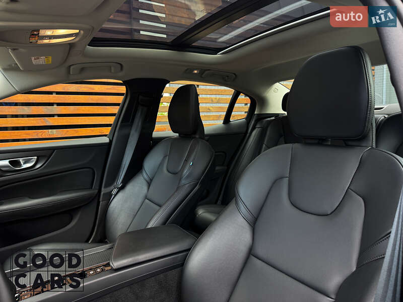 Седан Volvo S60 2024 в Одессе