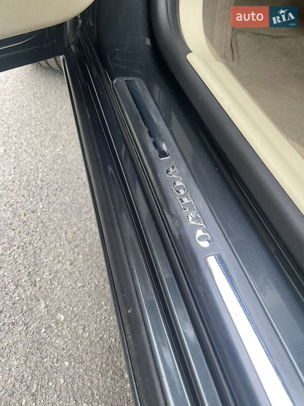 Седан Volvo S60 2010 в Житомире