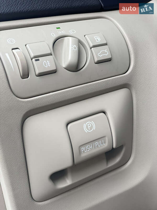 Седан Volvo S60 2010 в Житомире